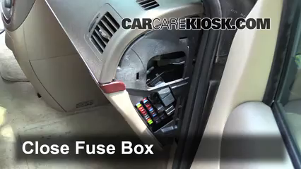 2005 buick terraza fuse box location